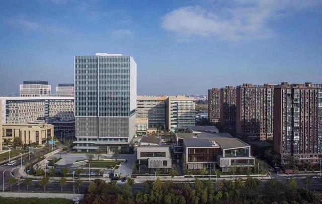 丹东医保中心地址(宁波市医保中心地址)